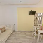 Lazy Days House - 2br With Terrace And Bbq 아파트 *