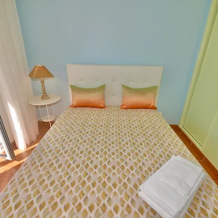 Lazy Days House - 2br With Terrace And Bbq Apartman Nazaré