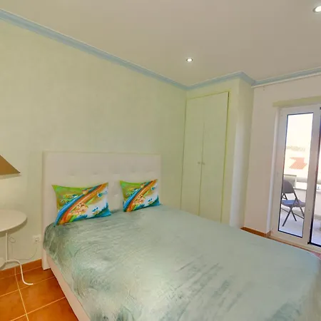Lazy Days House - 2br With Terrace And Bbq Apartman Nazaré