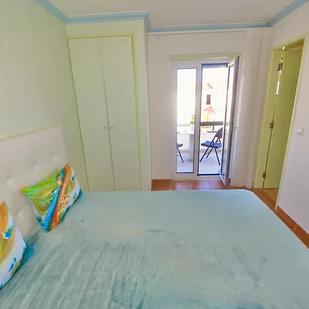 Lazy Days House - 2br With Terrace And Bbq Apartman Nazaré